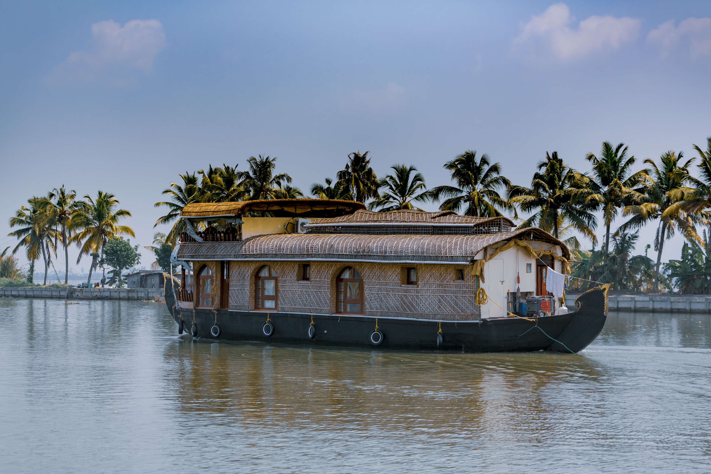 premium houseboat in Alleppey  